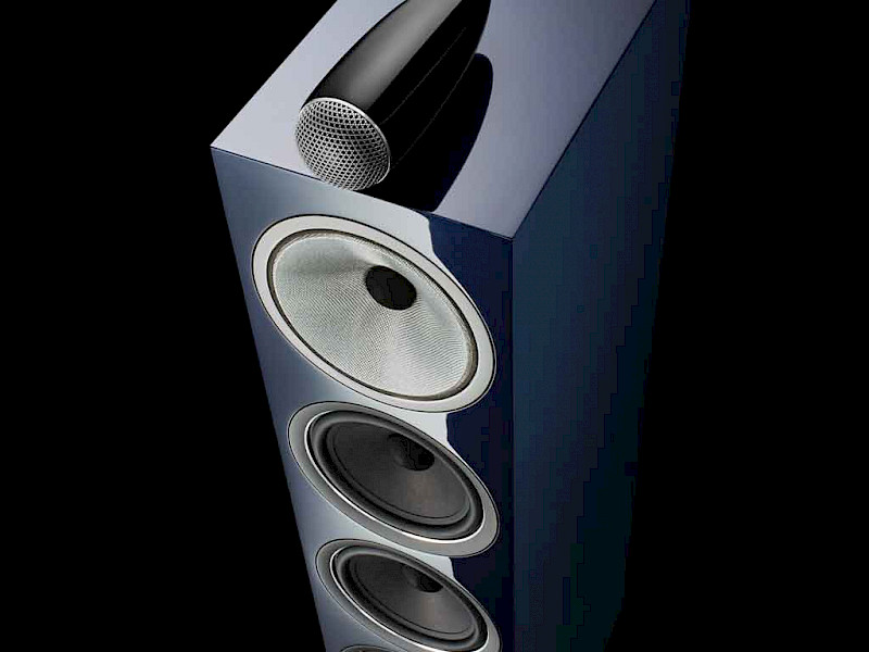 702 sig blue B&W speaker
