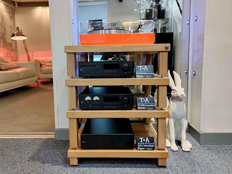 T+A series 200 setup