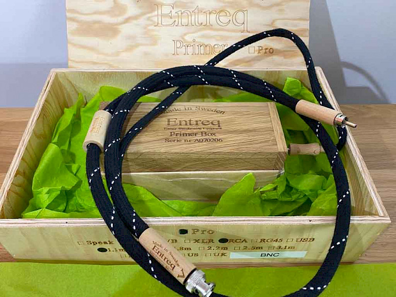 Entreq Primer Pro cable and grounding box